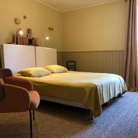 Hébergement de vacances la Chartreuse maison d artistes *