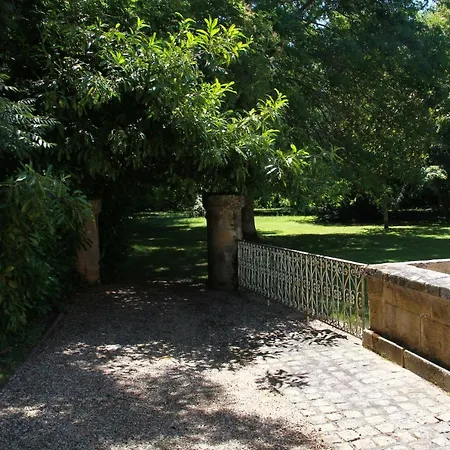 La Chartreuse Et Son Orangerie Сasa de vacaciones