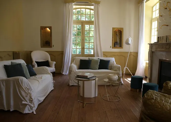 La Chartreuse Et Son Orangerie بيت للعطل *