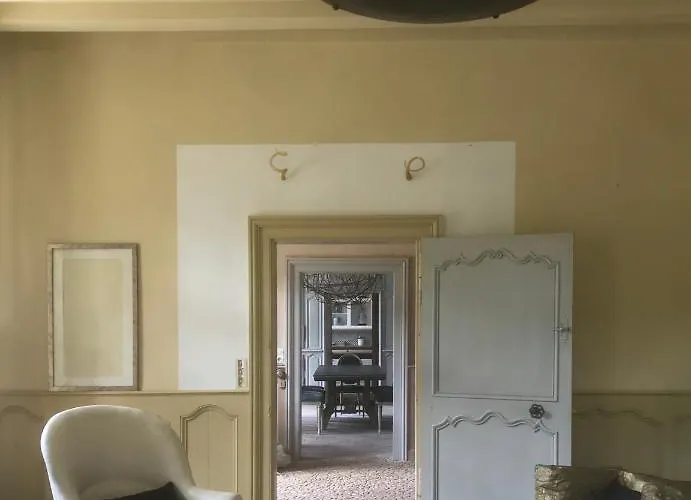 La Chartreuse Et Son Orangerie *