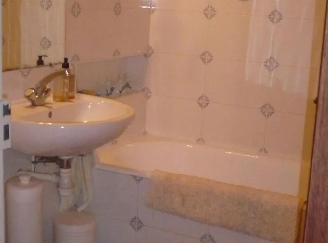 بيت للعطل La Chartreuse Et Son Orangerie *