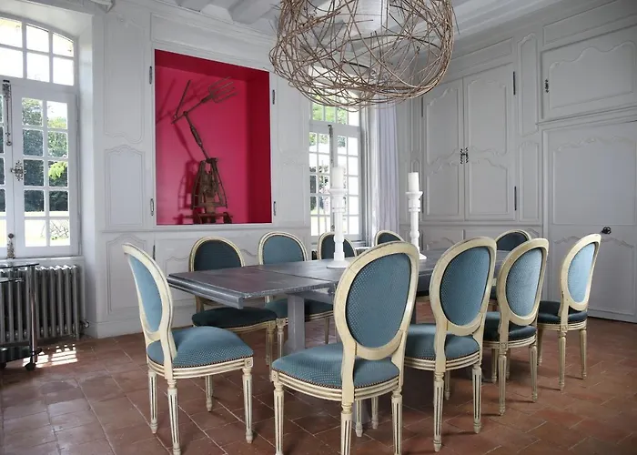 La Chartreuse Et Son Orangerie بيت للعطل *