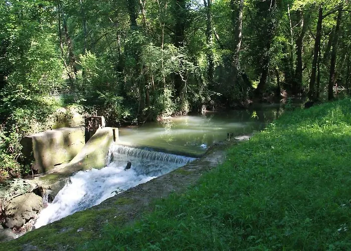 بيت للعطل La Chartreuse Et Son Orangerie *