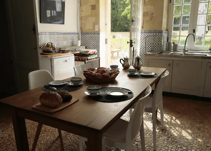 La Chartreuse Et Son Orangerie بيت للعطل